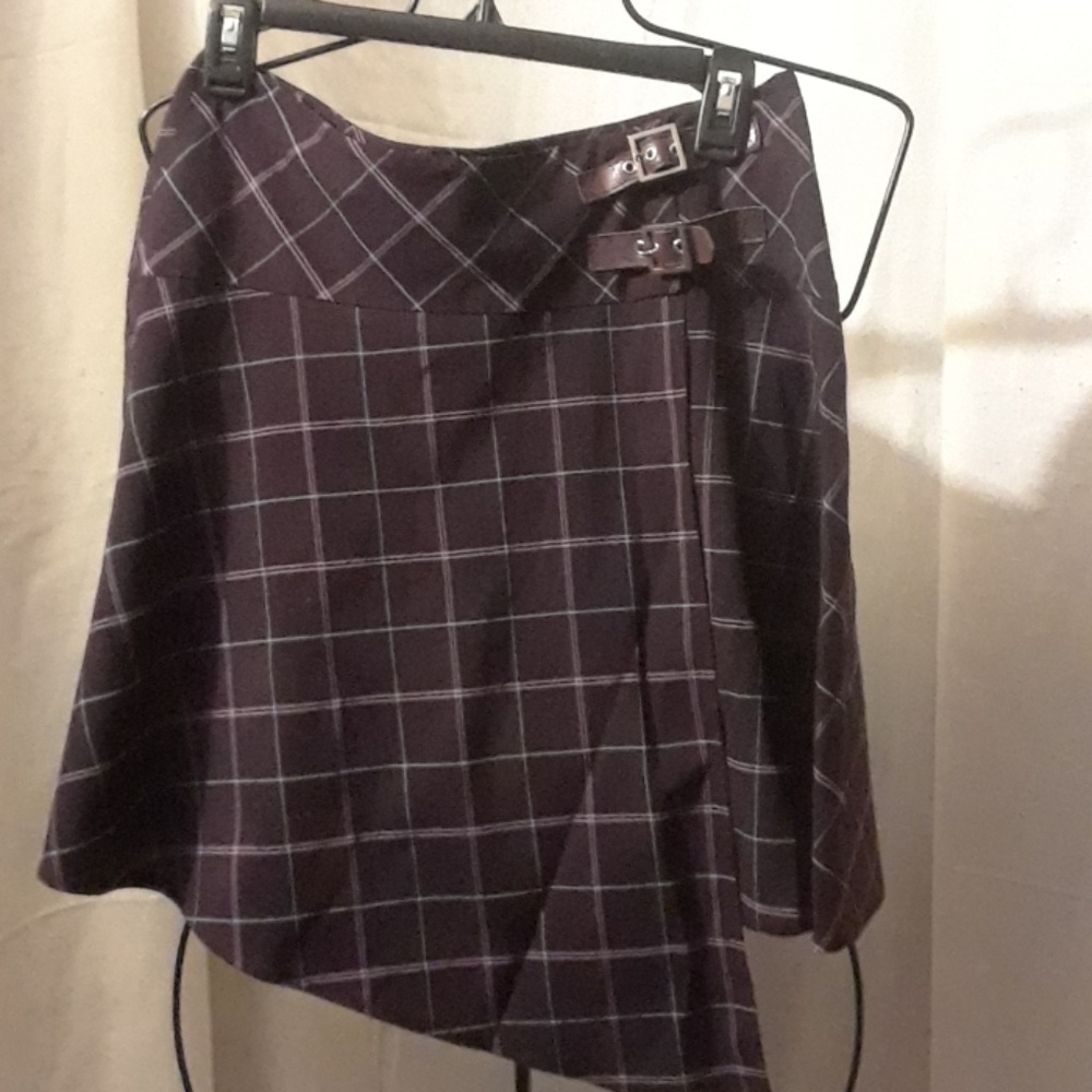 Baby asymmetrical short skirt sz 6